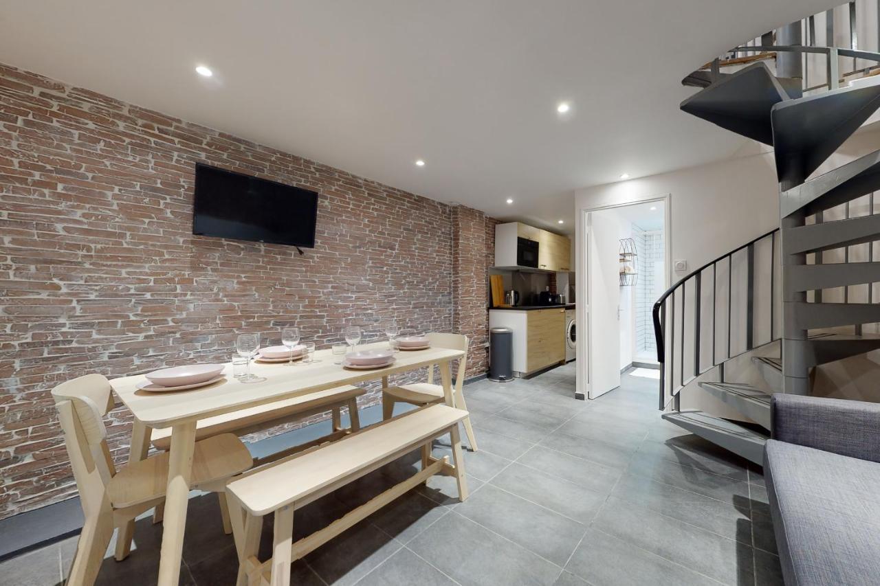 Superbe Loft Avec Patio - Tour Eiffel Apartment Paris Exterior photo